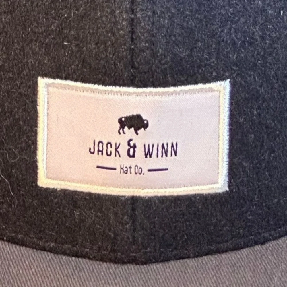 Jack & Winn Snapback Hat Kids XS Black Brown Excellent‎ Wool Blend Flat Brim